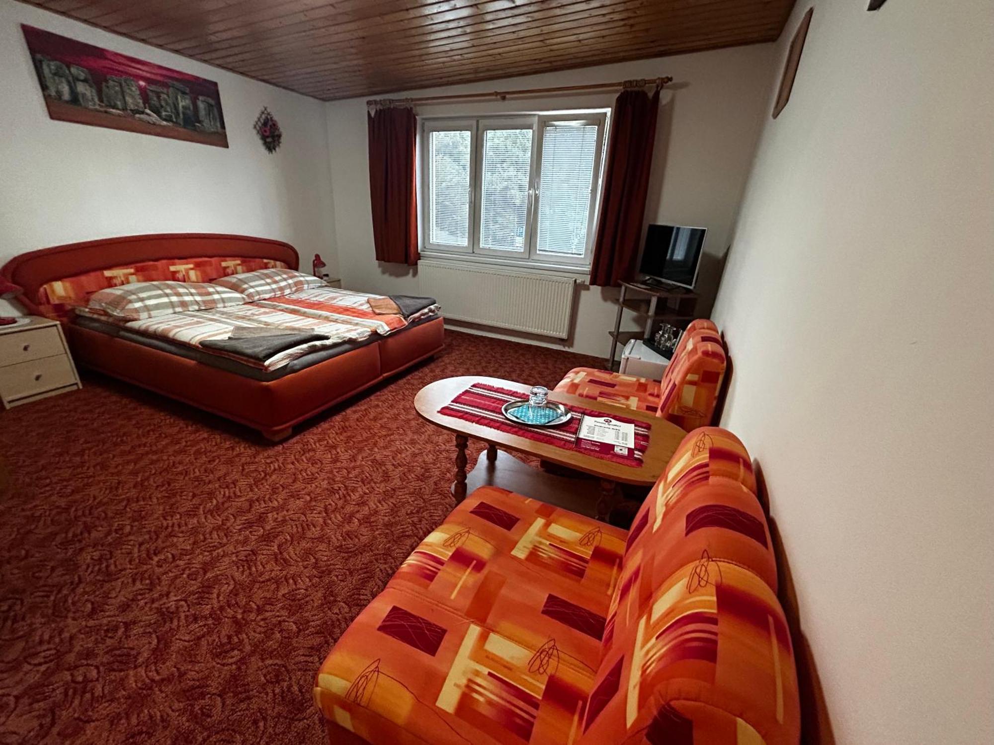 Penzion Rozalia Hotel Kosice Bagian luar foto